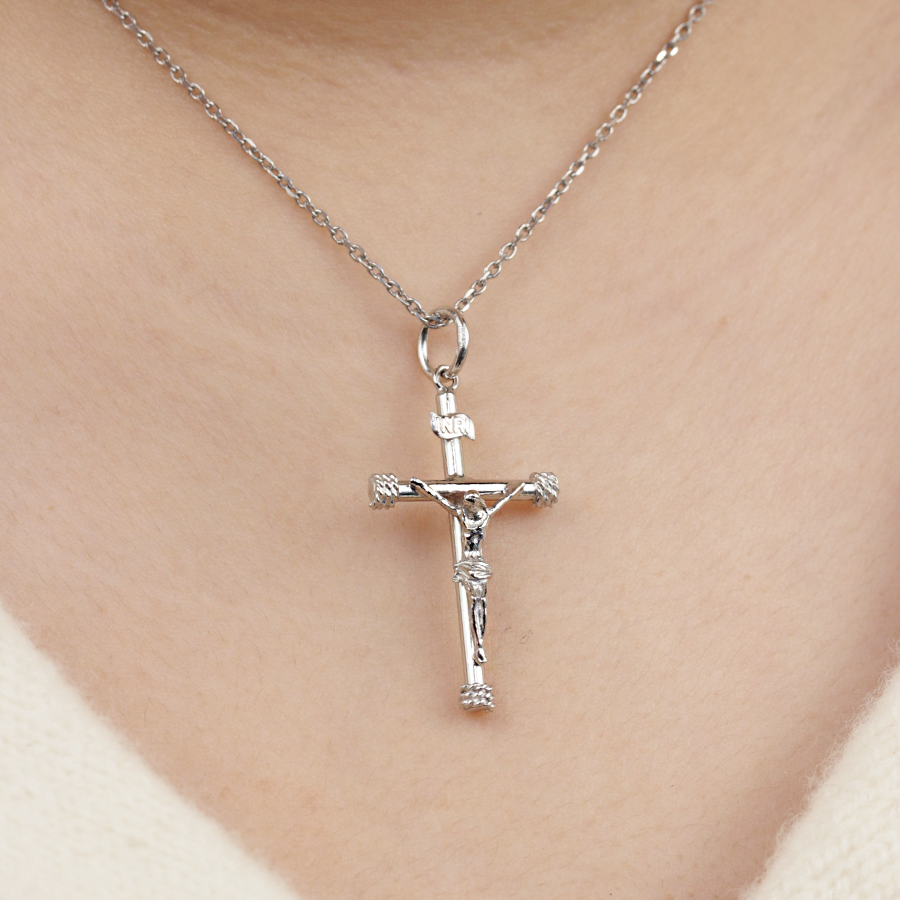 Colgante Cruz Crucifijo de Plata 925 para Hombre