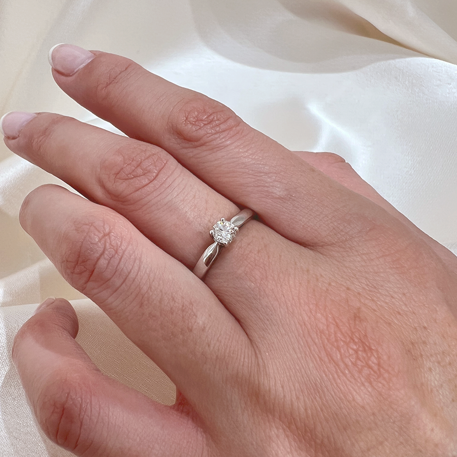 Anillo Diamantes Amantis 0,2ct.