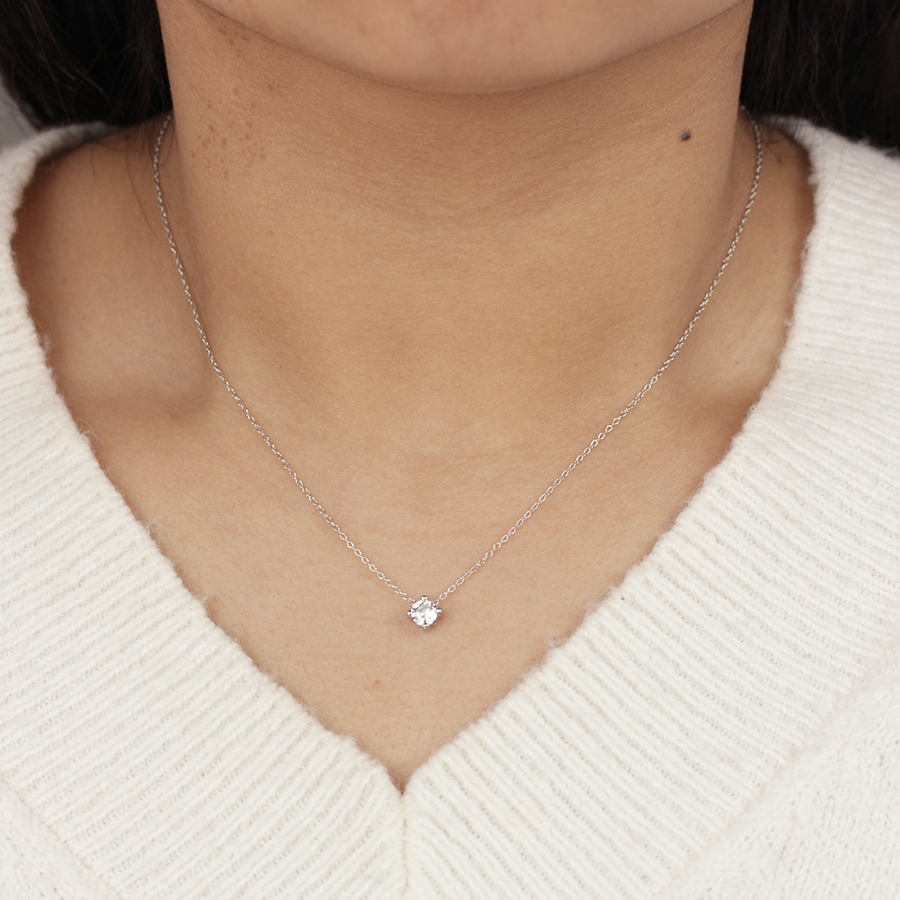 Collar Solitario 4mm 4 grapas