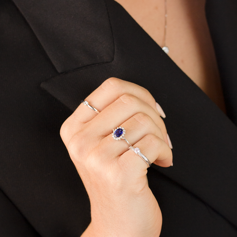 Anillo Diamantes y Zafiro 1,0ct. Atenea