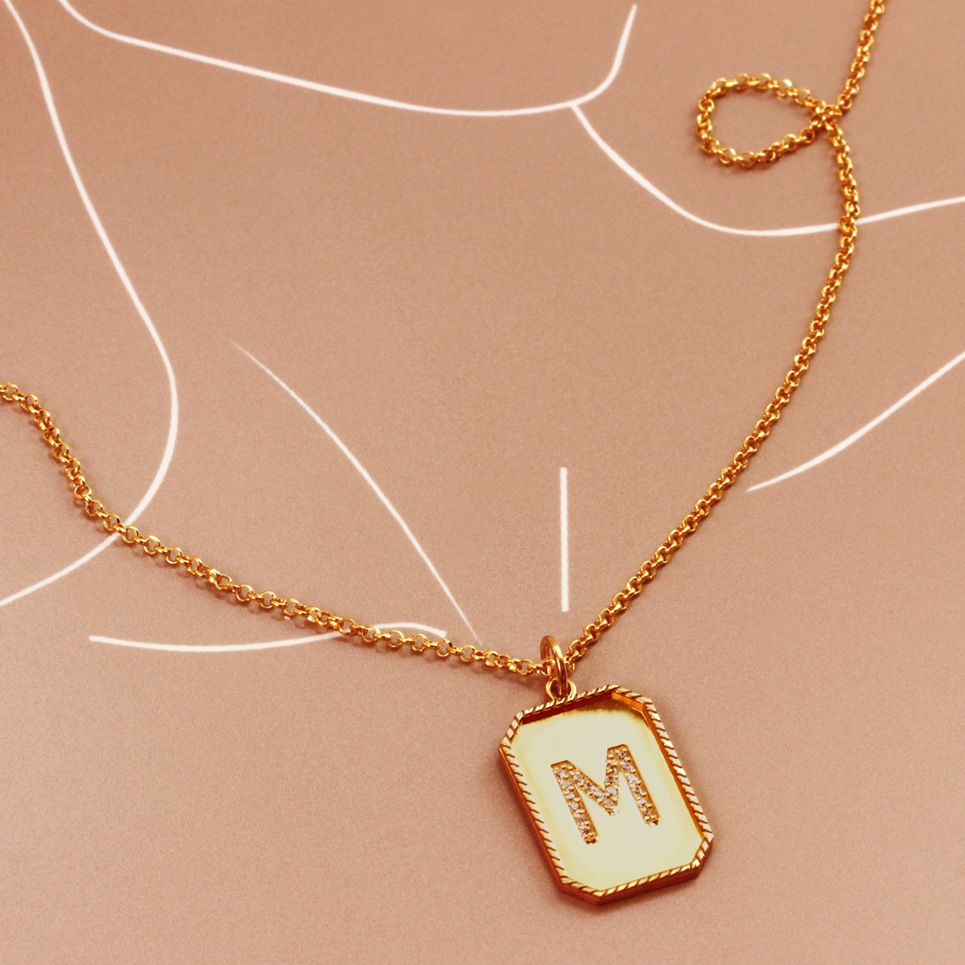 Collar Rectangular de Plata 925 con Inicial Grabada