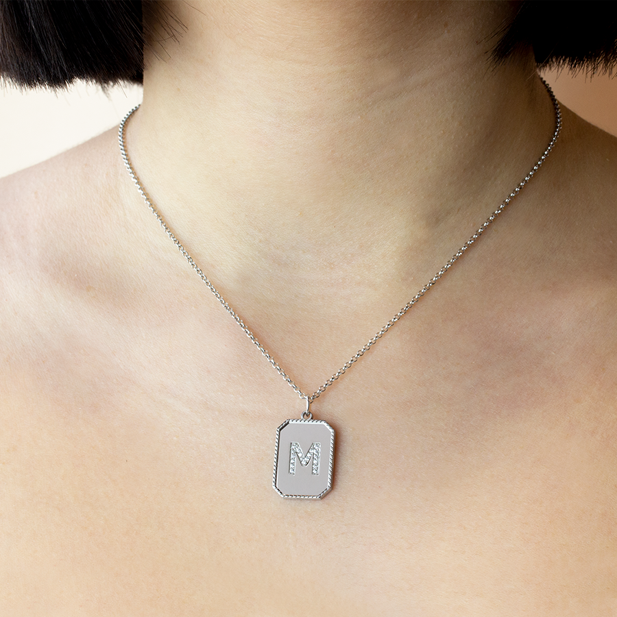 Collar Rectangular de Plata 925 con Inicial Grabada