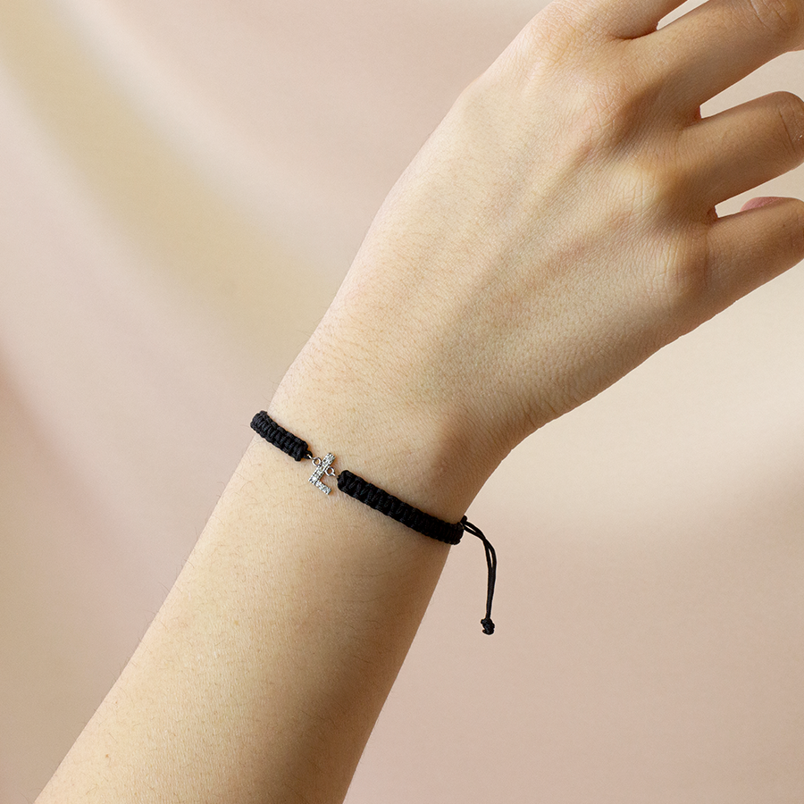 Pulsera con inicial diamantes