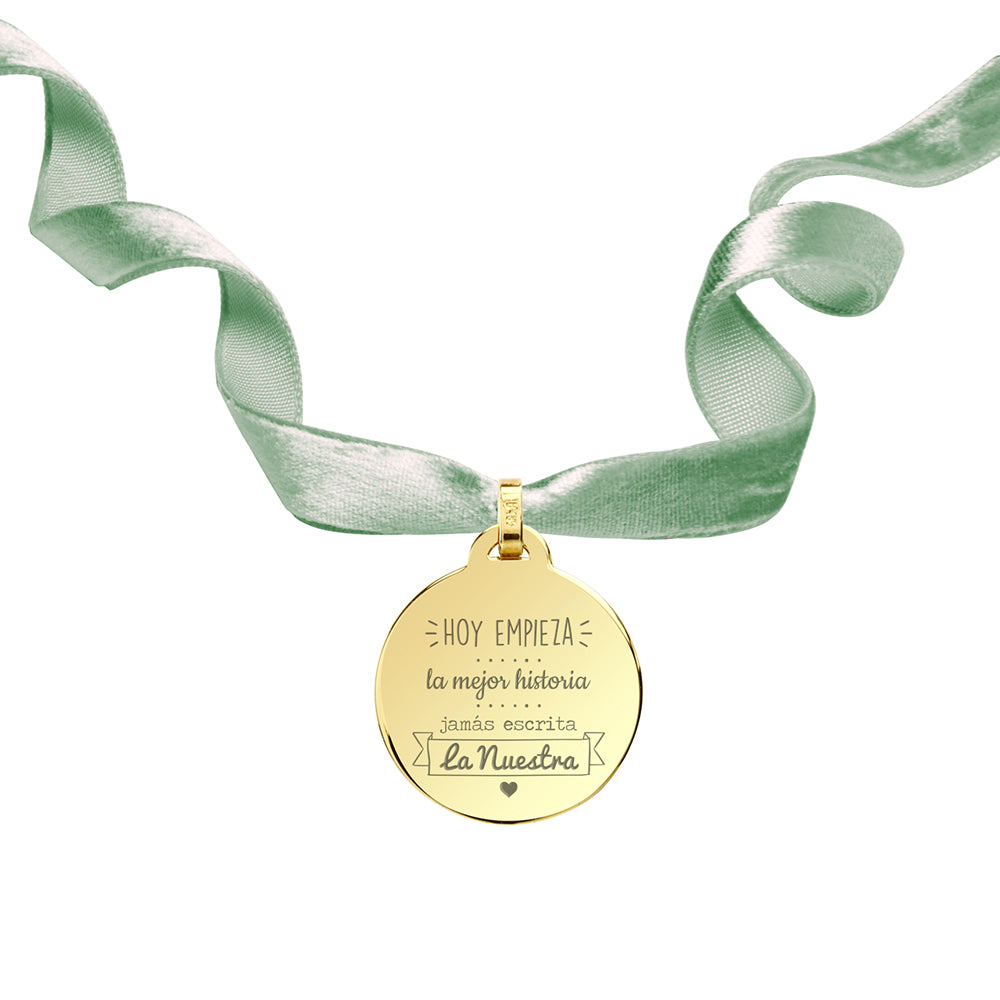 Medalla para el Ramo de Novia con Cinta de Terciopelo Beige Plata y Oro