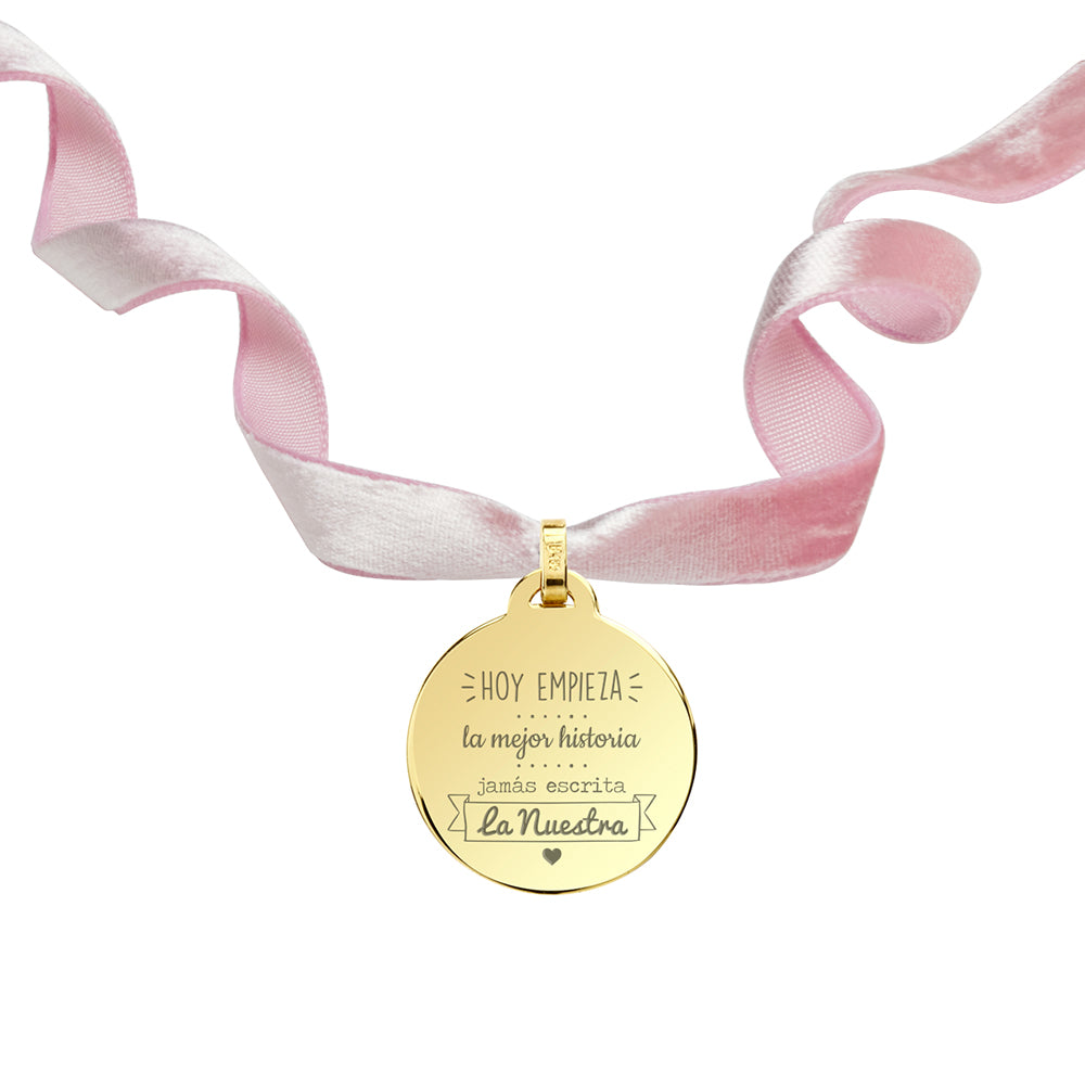 Medalla para el Ramo de Novia con Cinta de Terciopelo Beige Plata y Oro