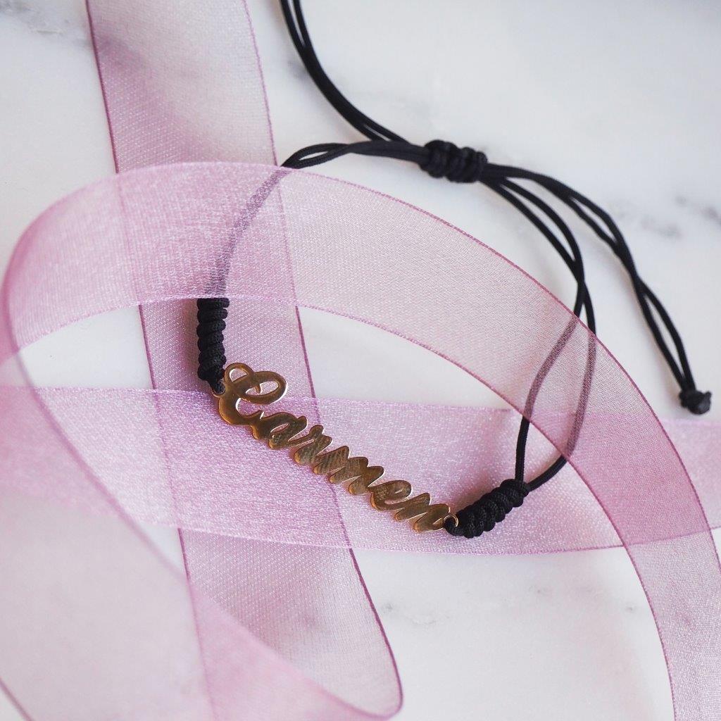 Pulsera Macramé de Oro con Nombre Grabado