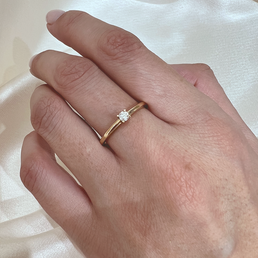 Anillo Belle con Diamante de Laboratorio en Oro 18k