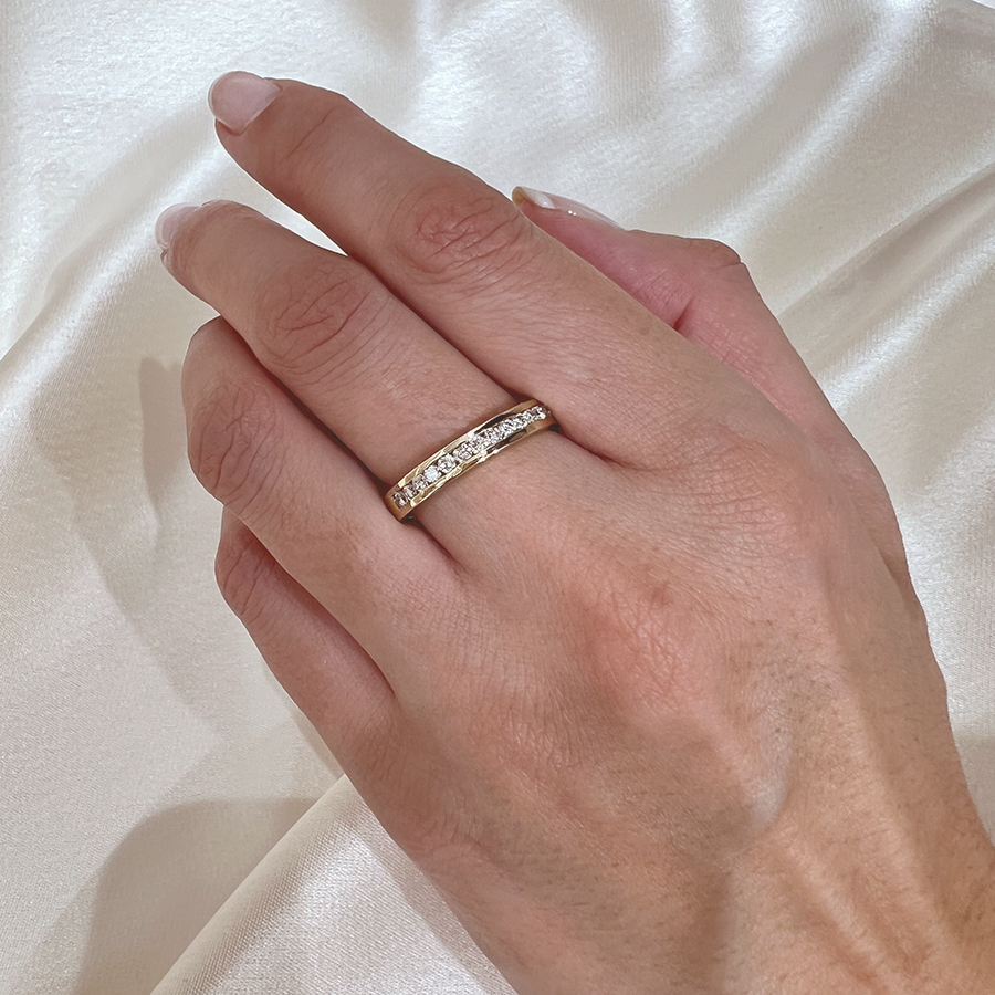 Anillo Iris con Diamante de Laboratorio en Oro 18k
