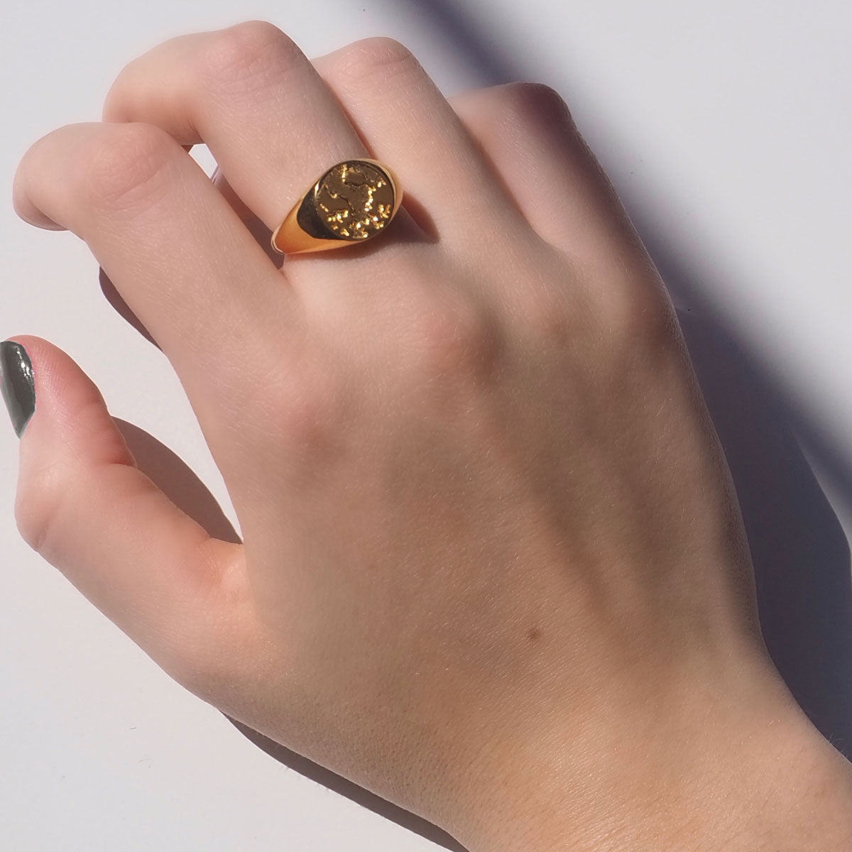 Anillo Esfera del mundo