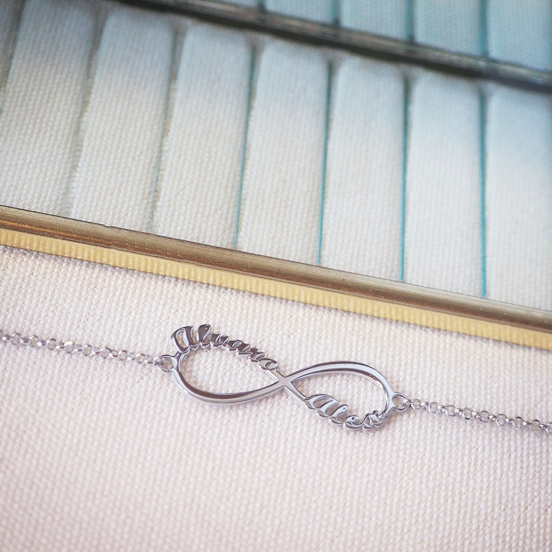 Pulsera Infinito de Plata 925 con Nombres Grabados