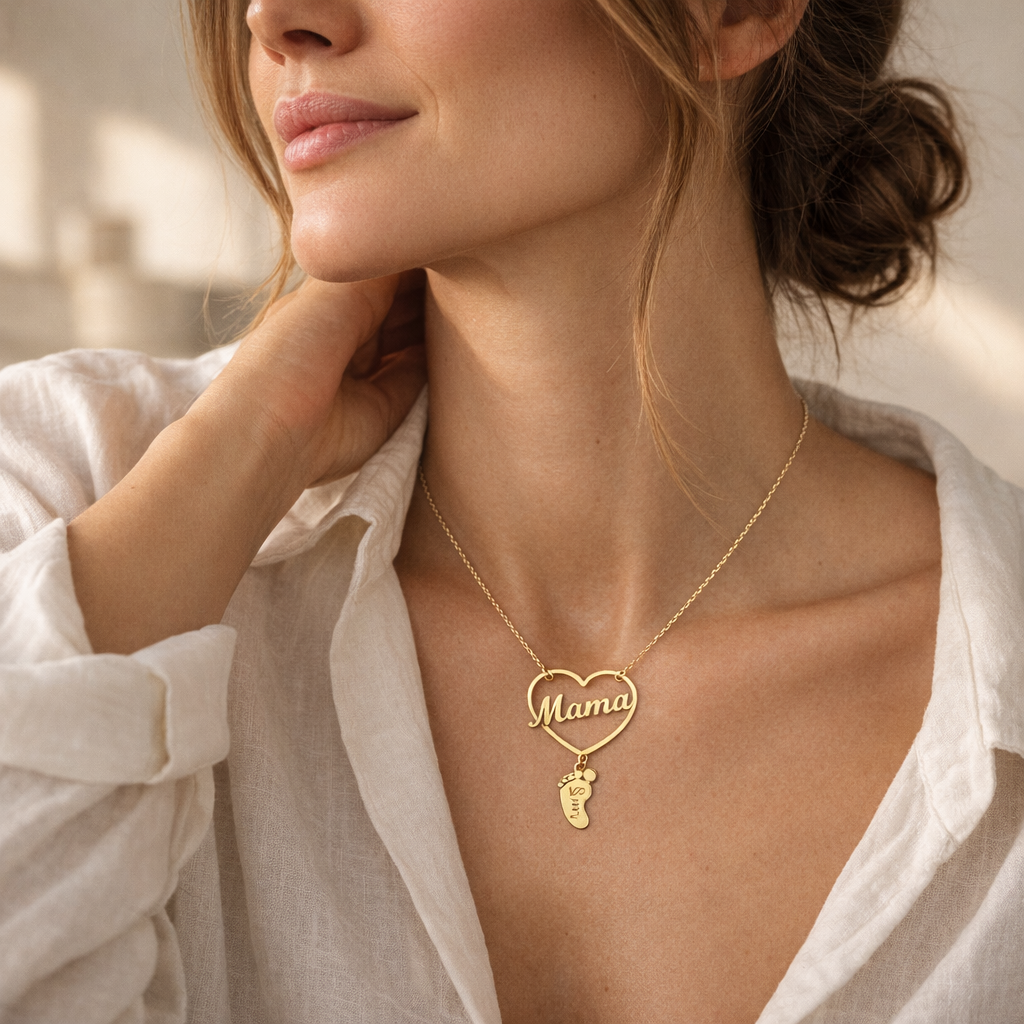 Collar Corazón de Oro 18K con Huella de Bebé - joya puesta | Customima