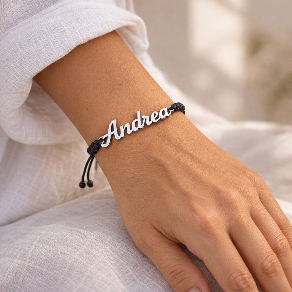 Pulsera Macramé de Plata 925 con Nombre Grabado - joya puesta | Customima