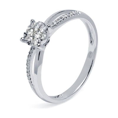 Anillo de Oro 9K con Diamantes