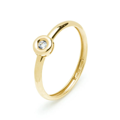 Anillo Solitario de Oro 18K con Circonita Bisel
