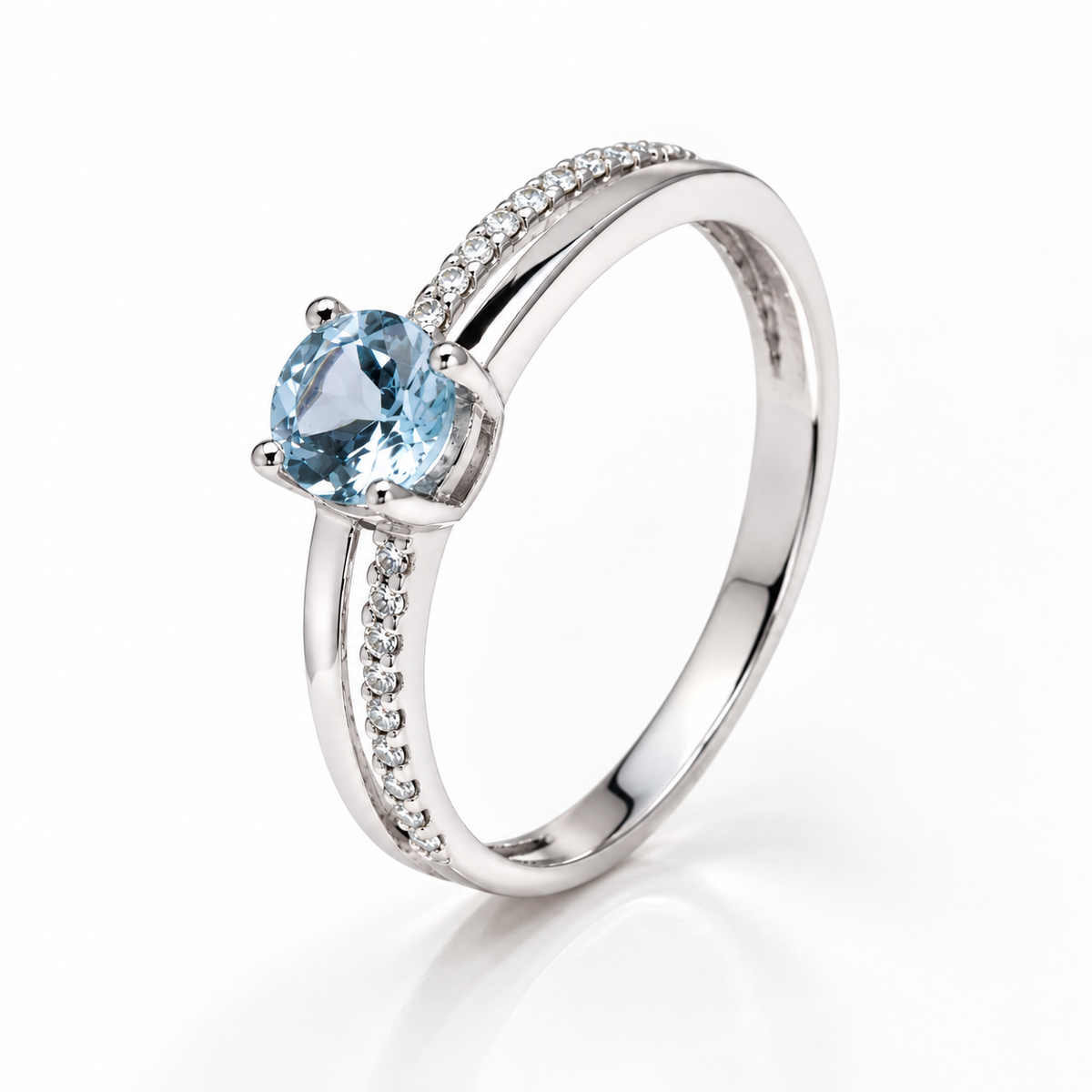 Anillo Ezio con Diamante de Laboratorio en oro