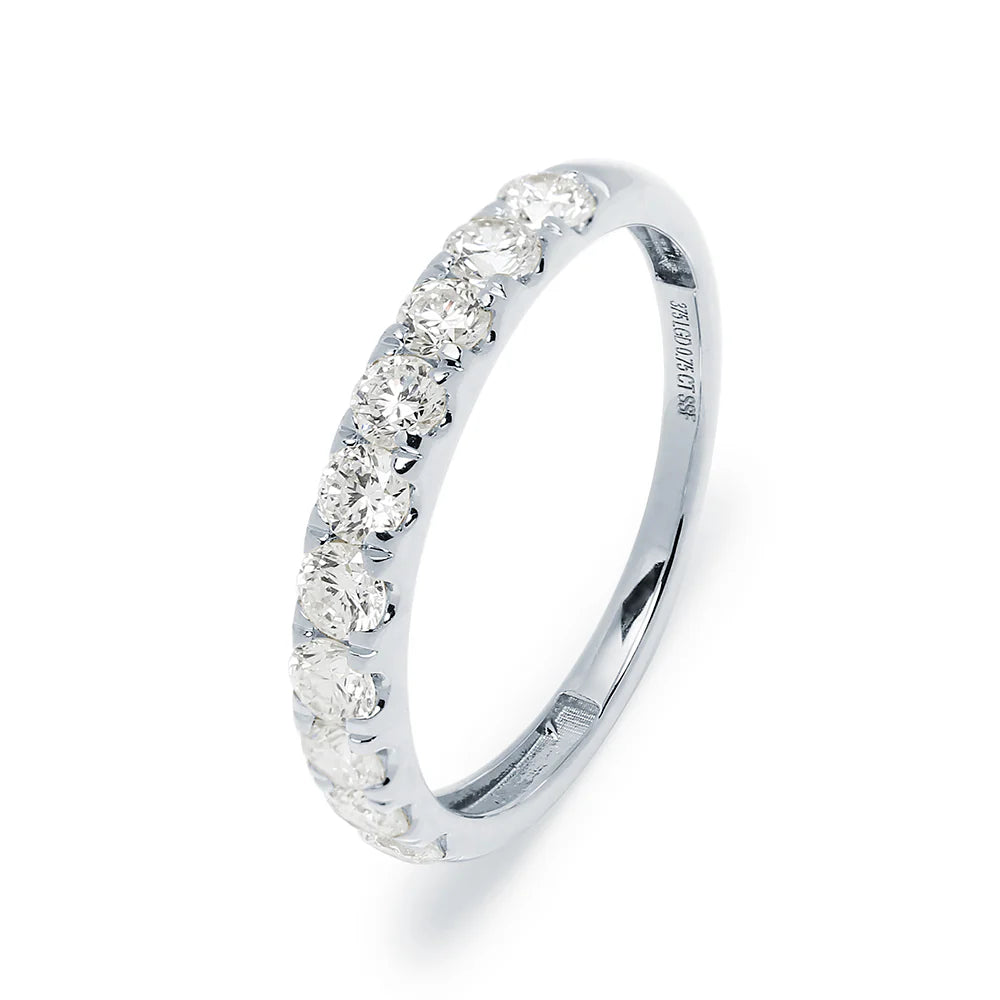 Anillo de Oro Blanco con Nombre Grabado
