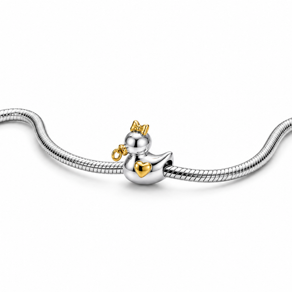 Charm Patita con Chupete y Lazo de Plata 925 — Compatible con Pulseras de Charms