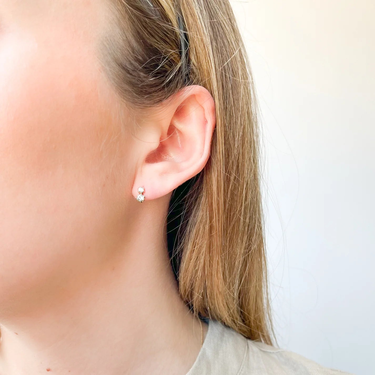 Pendientes Dobles de Oro 18K con Circonitas
