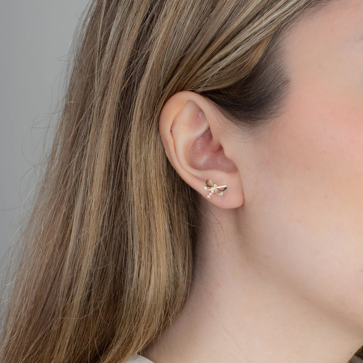 Pendientes Libélula de Oro 18K con Circonitas