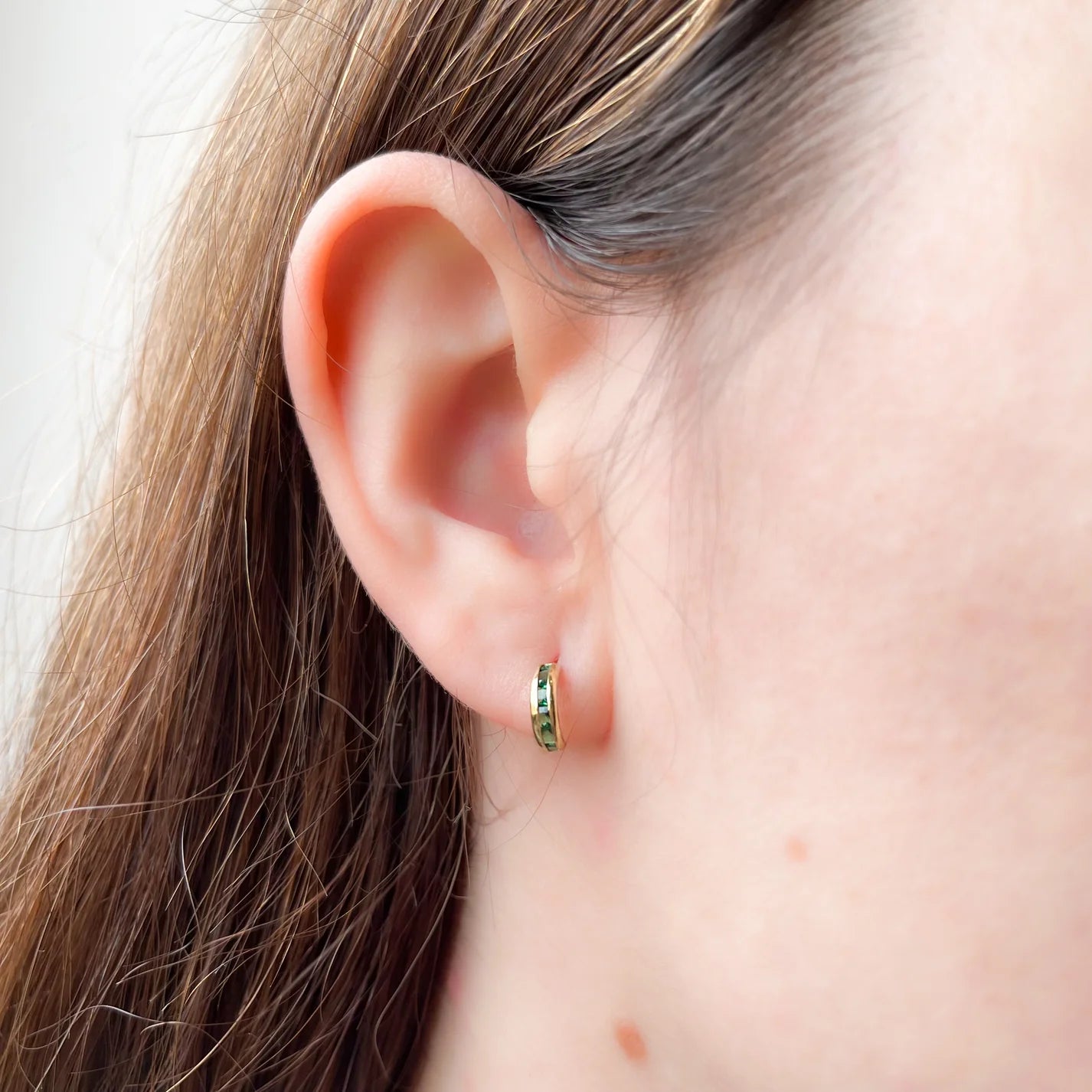 Pendientes Aros de Oro 9K con Circonita Esmeralda