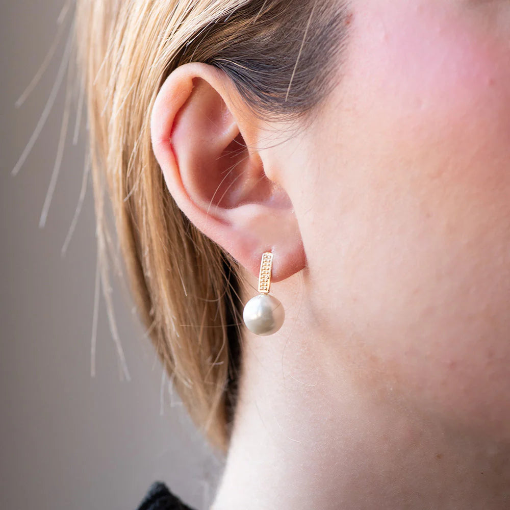 Pendientes Largos de Perla de Oro 18K
