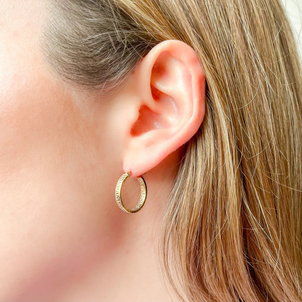 Pendientes Aro Cuadrados con Greca de Oro 9K