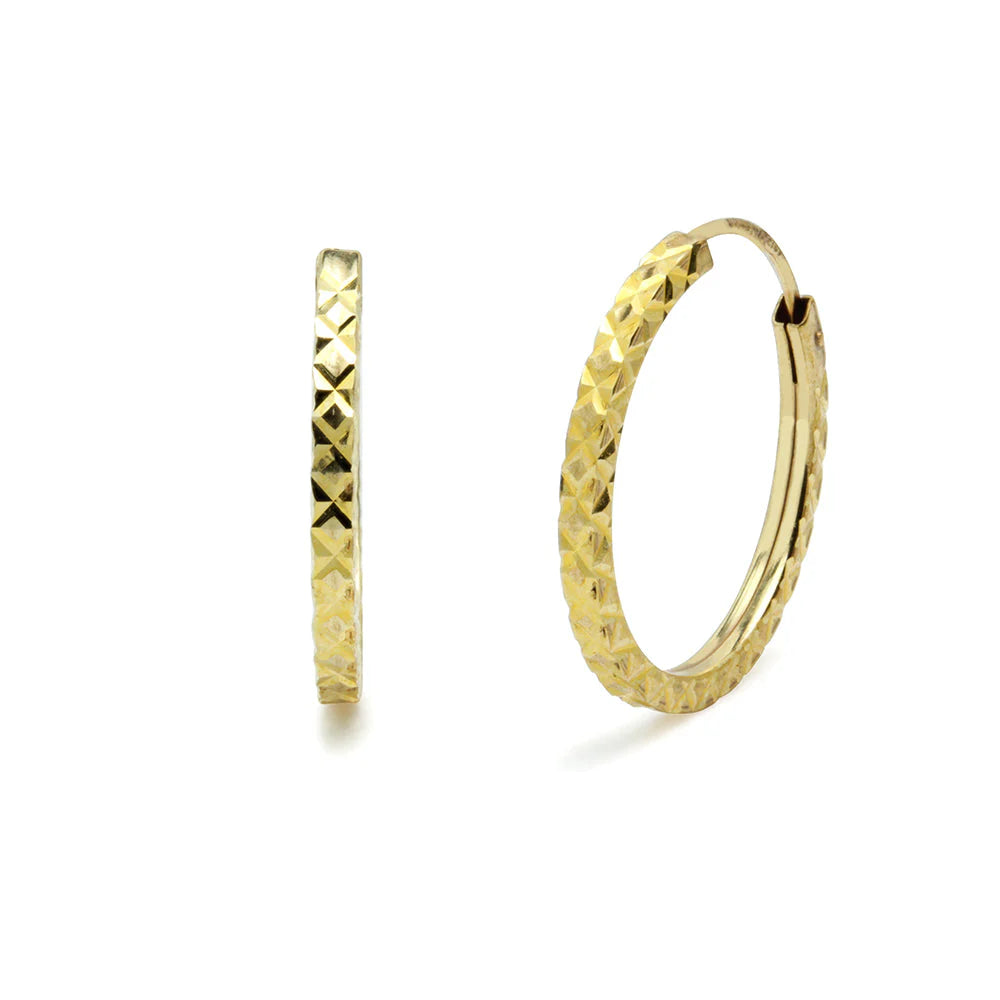 Pendientes Aro Cuadrado Tallados de Oro 18K