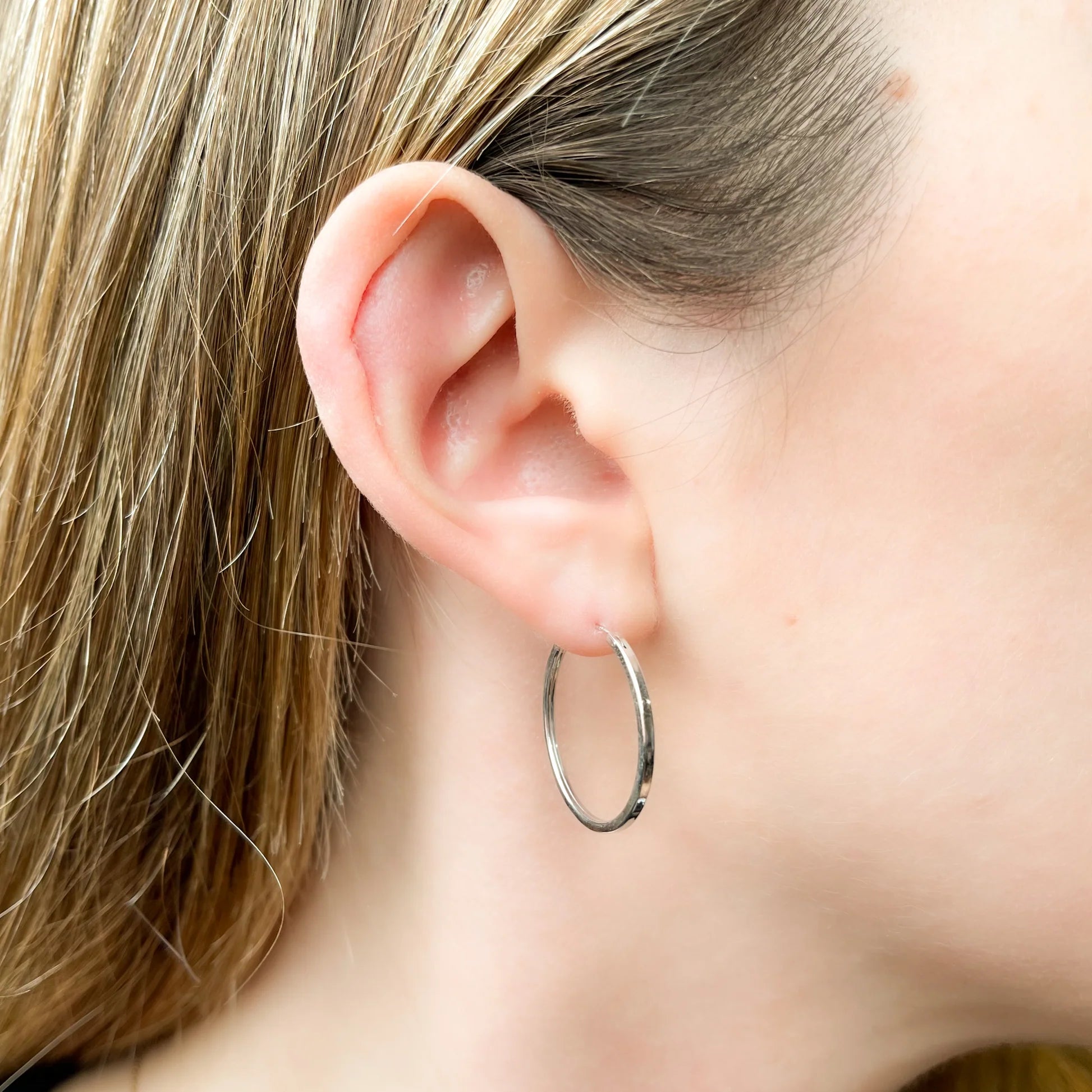 Pendientes Aro Cuadrado Liso de Oro 9K