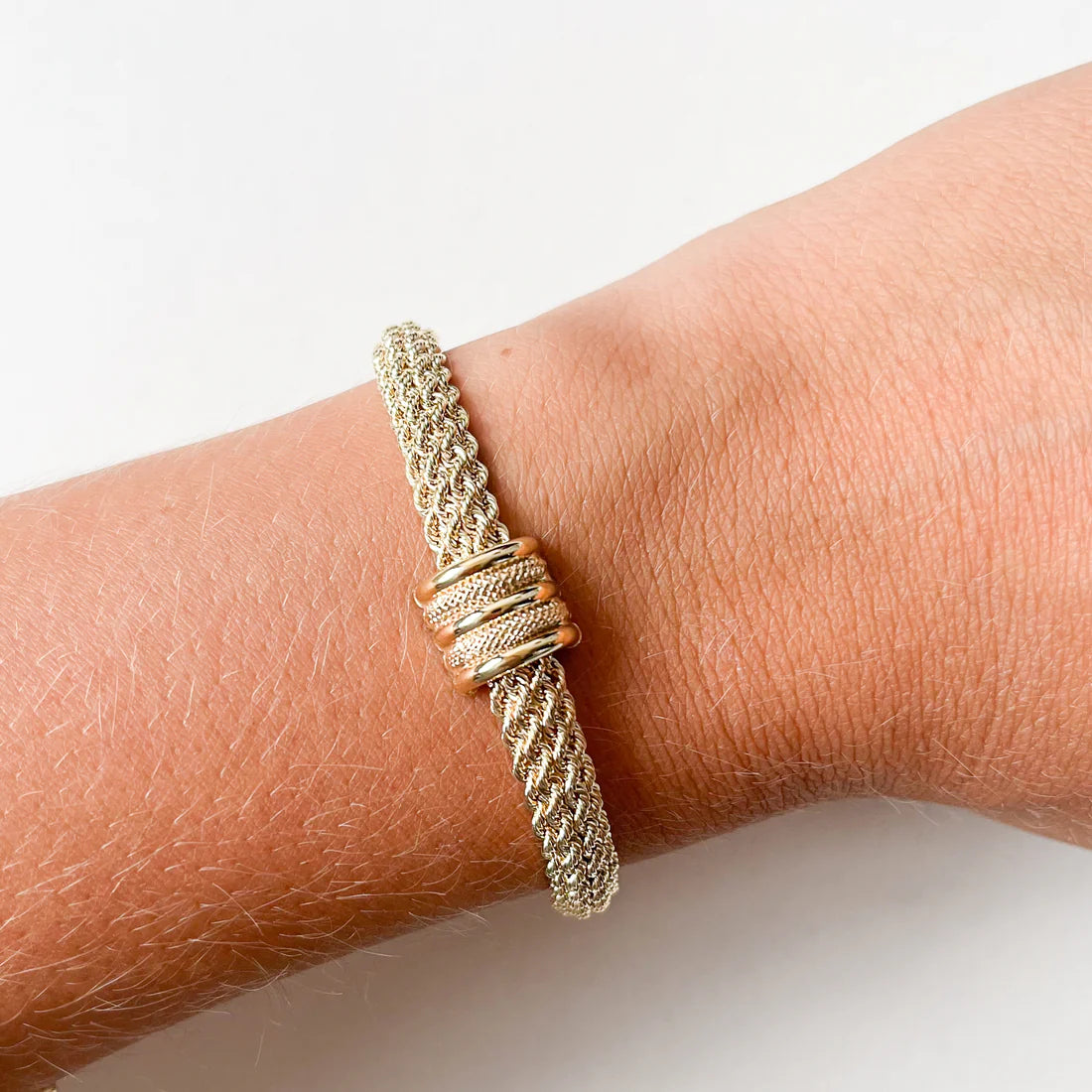 Pulsera Semirígida Ancha Oro