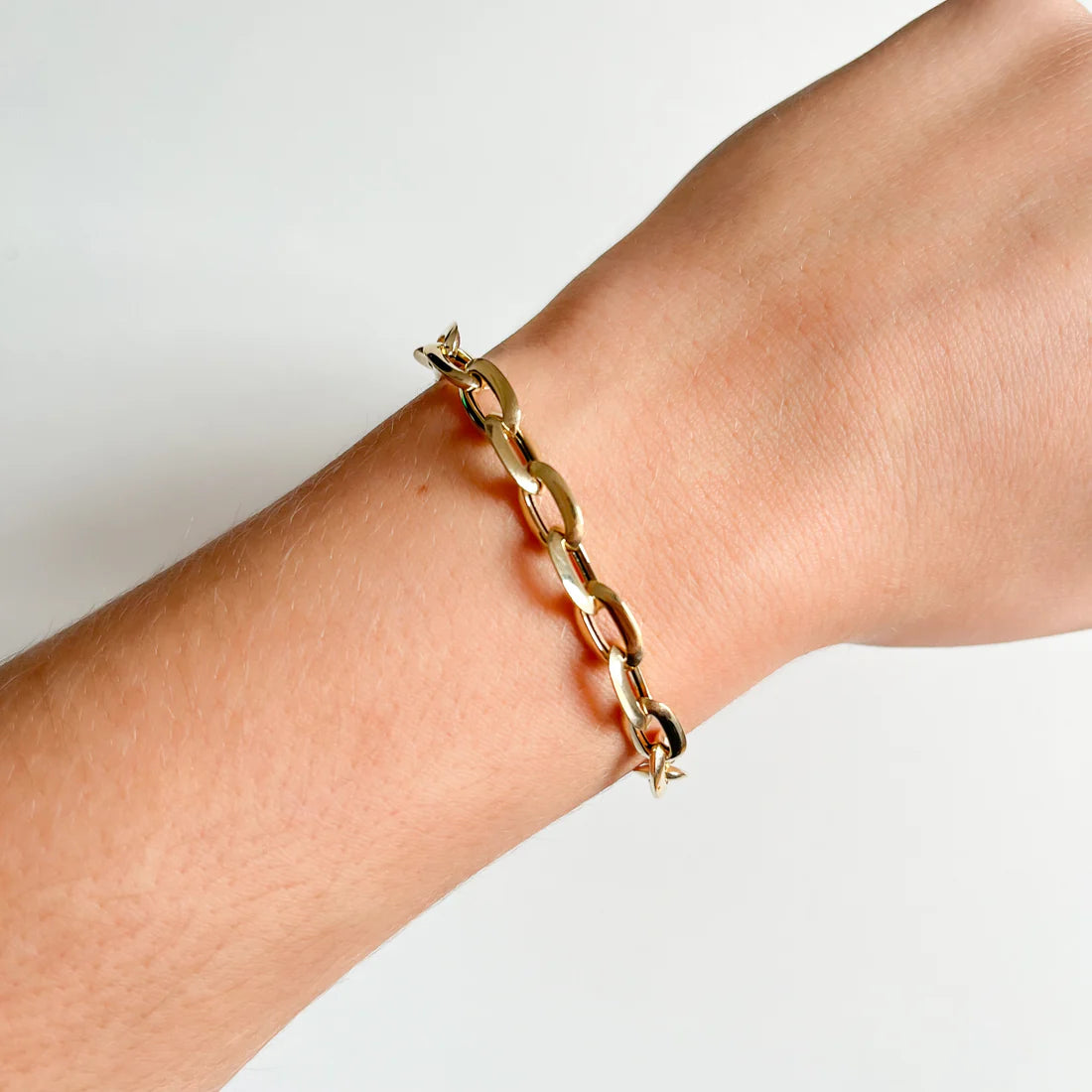 Pulsera Forzada Oval 19 cm Oro