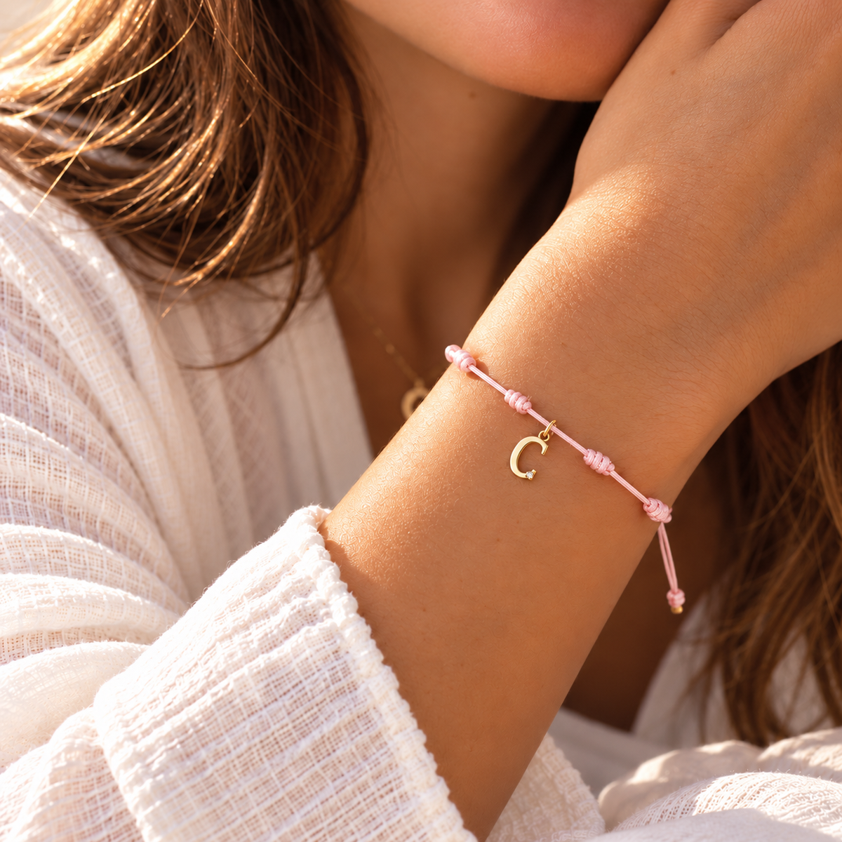 Pulsera 7 Nudos de Oro con Inicial Grabada