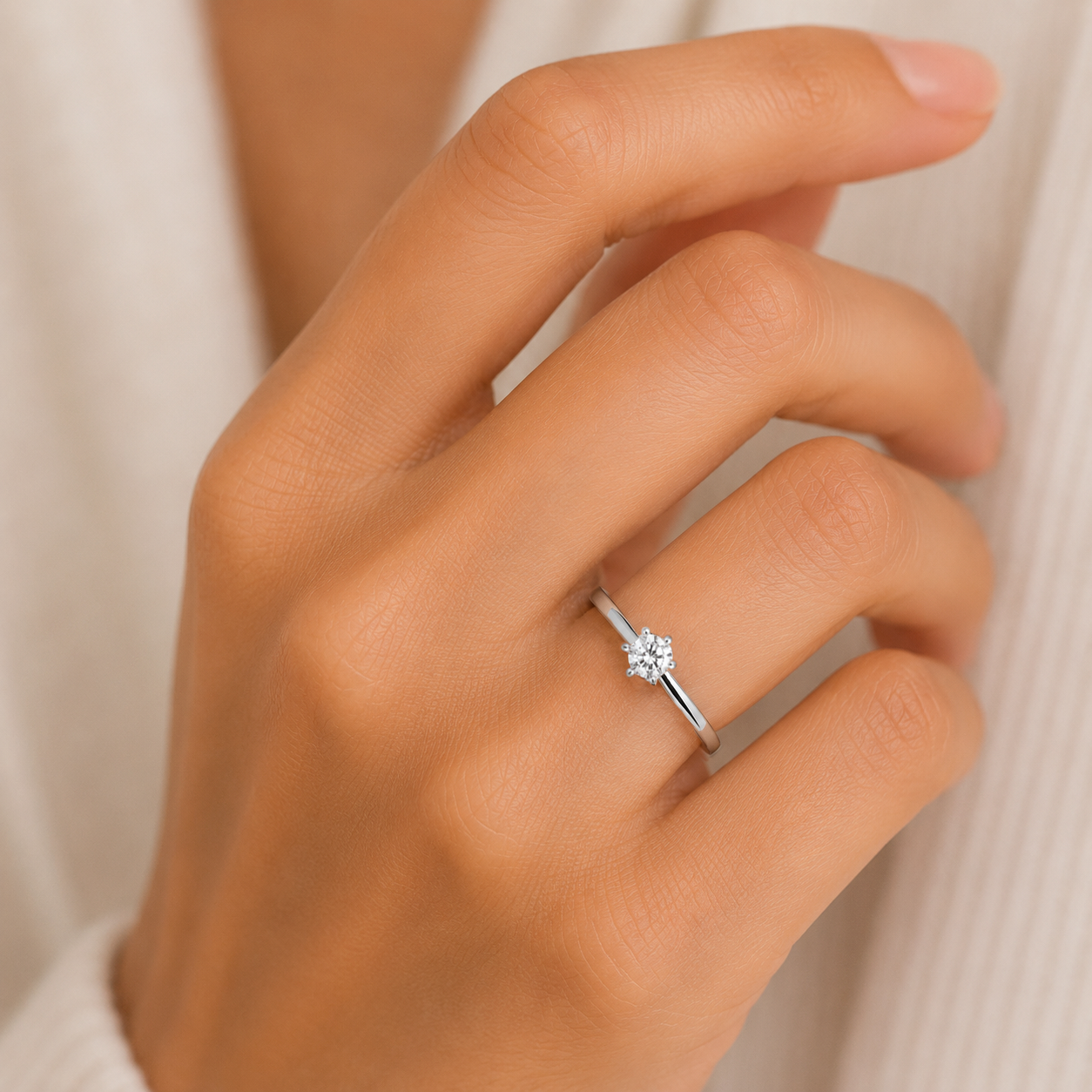 Anillo Solitario Diamante de Laboratorio Minimalista en Plata 925