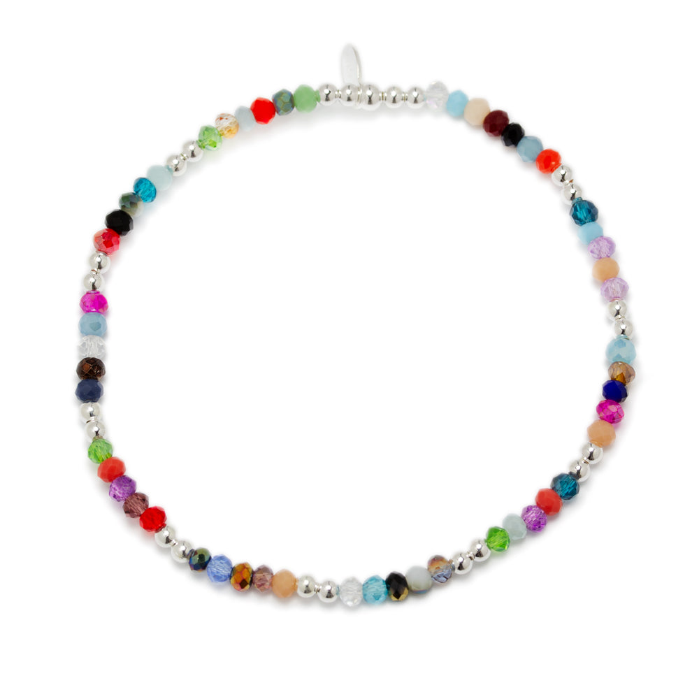 Pulsera de plata de ley con piedras multicolor facetadas, diseño elegante y minimalista para mujer. Joyería artesanal personalizada de Customima en Barcelona, ideal para regalo de cumpleaños, aniversario o uso diario.