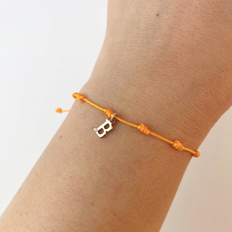 Pulsera 7 nudos con Inicial y Diamante