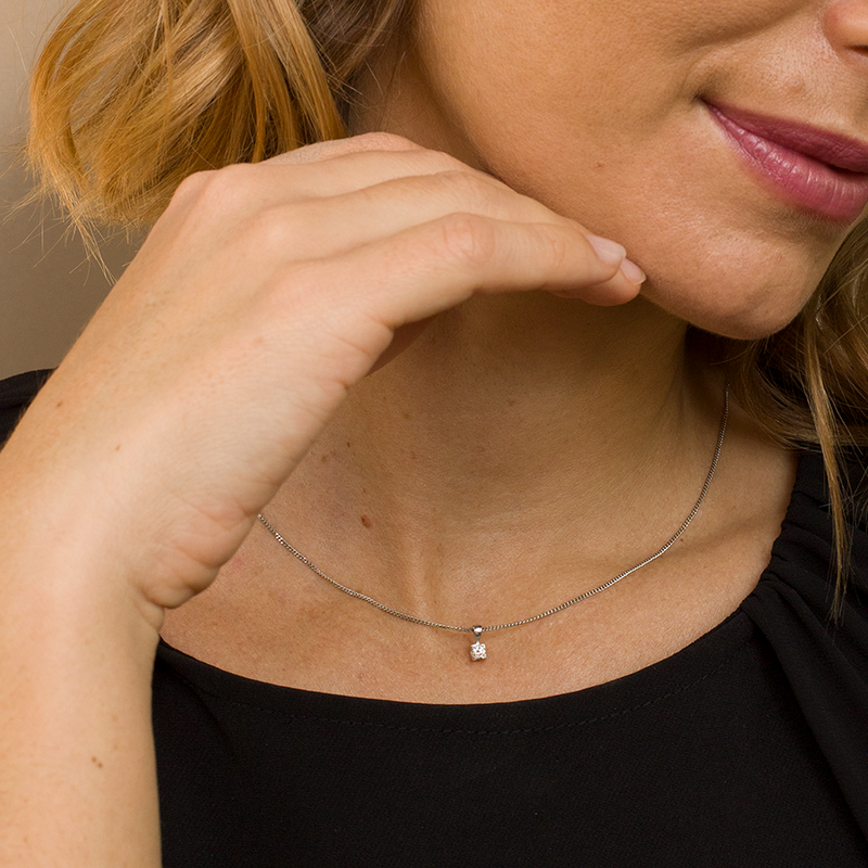 Cadena y Colgante Square Diamante 0,10ct. en oro