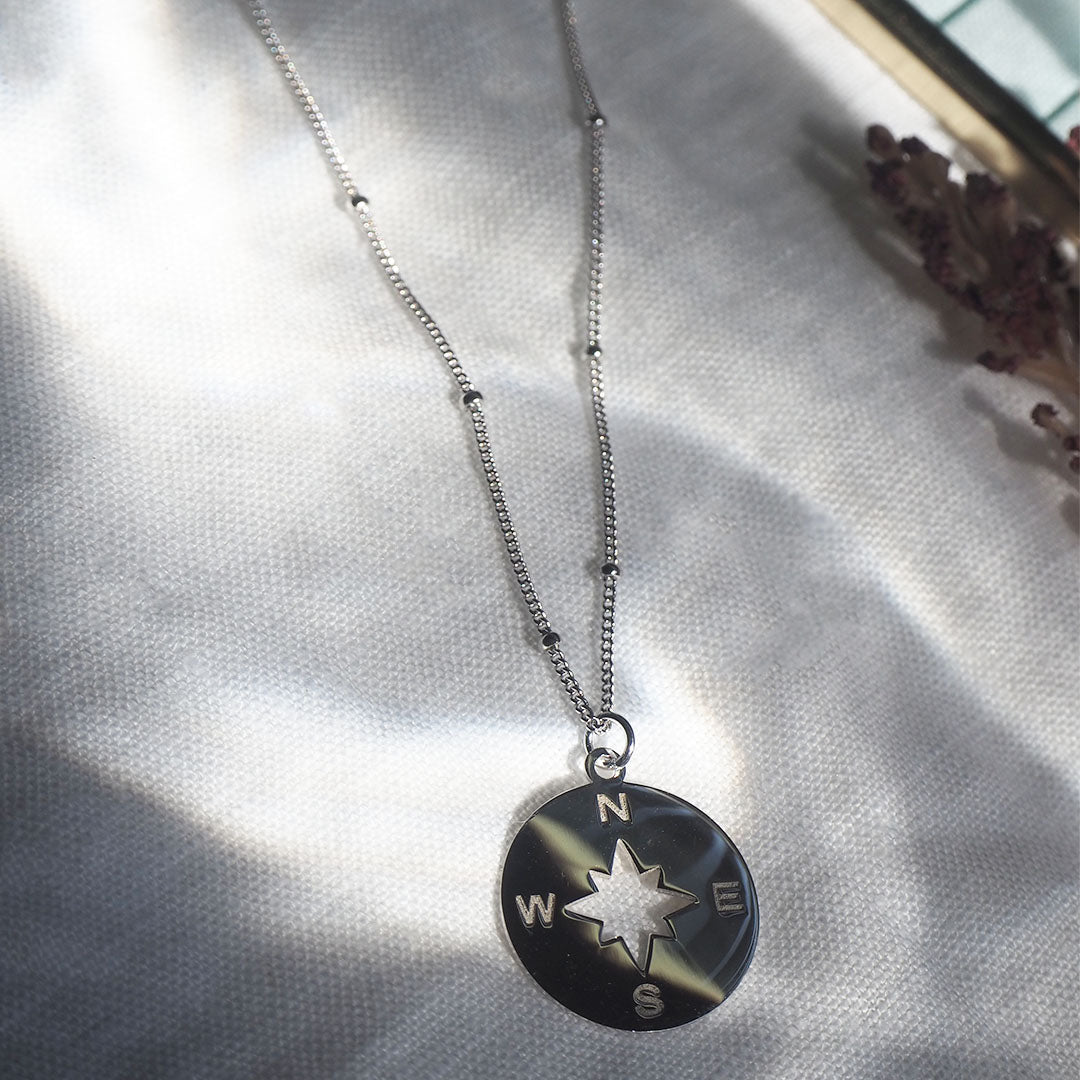 Collar Wanderlust Wind Rose Plata