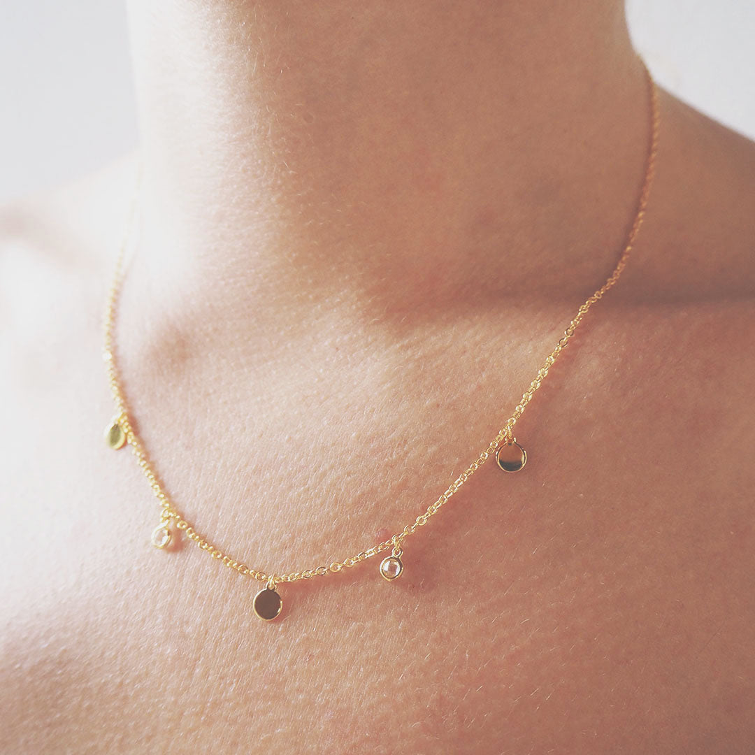Collar Lentejuelas y Chapitas