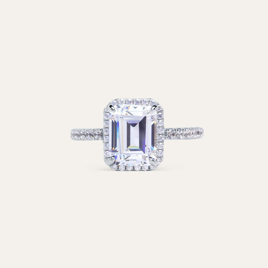 ANILLO EMERALD CUT PAVE