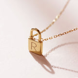 colgante-candado-oro