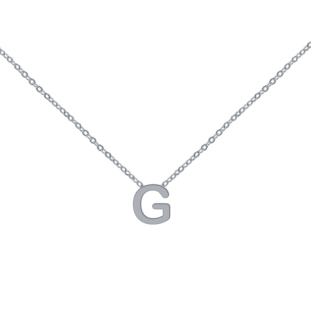 Collar con inicial minimal