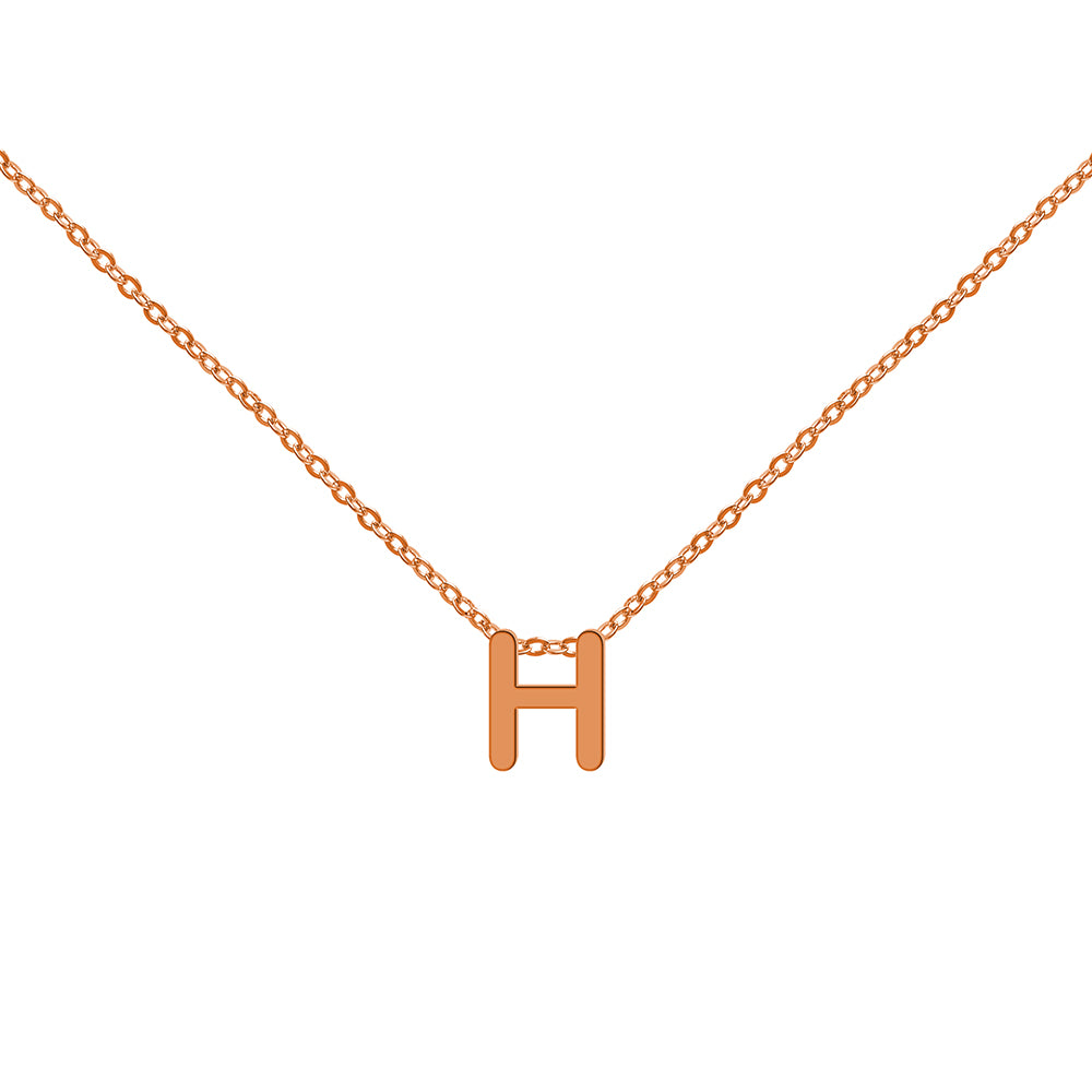 Collar con inicial minimal
