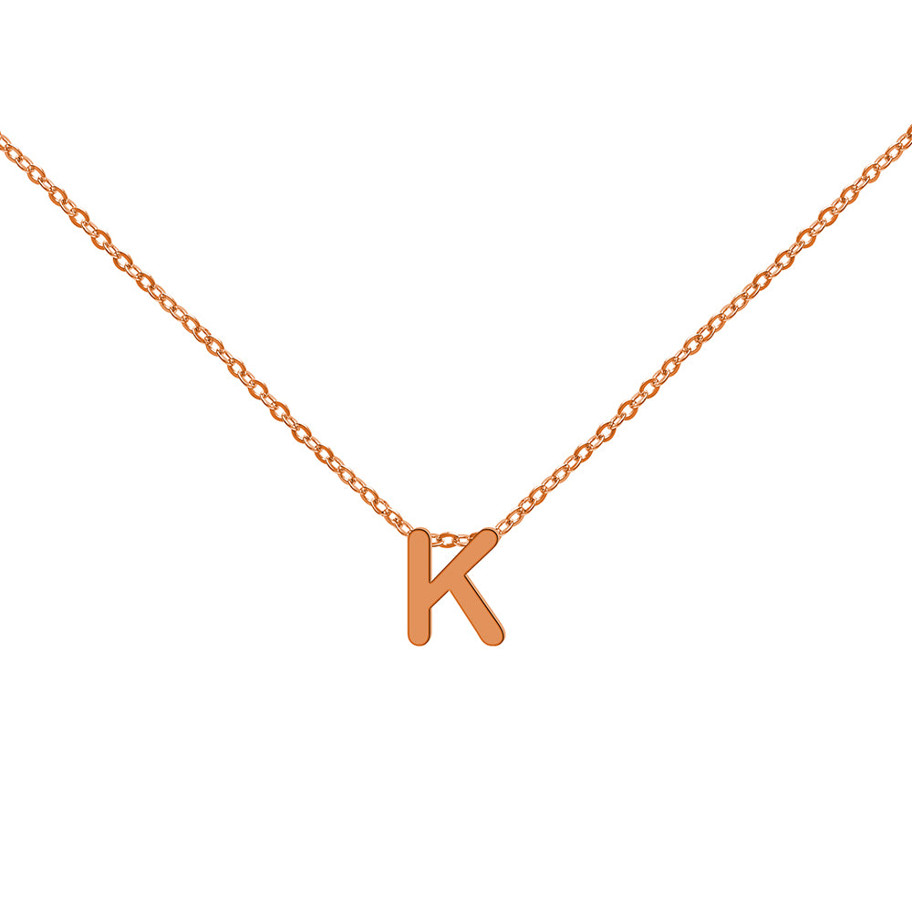 Collar con inicial minimal