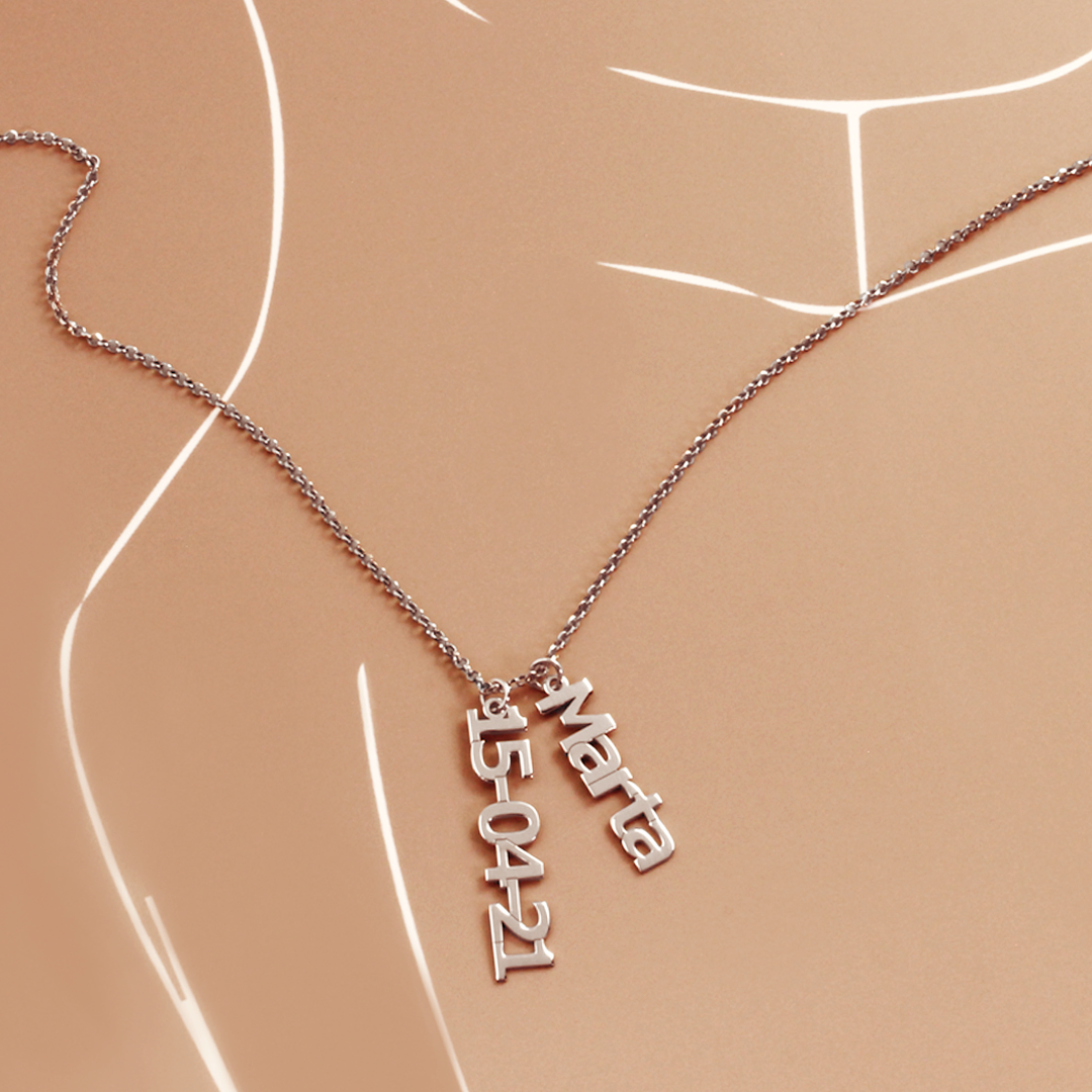 Collar con Nombre y Fecha