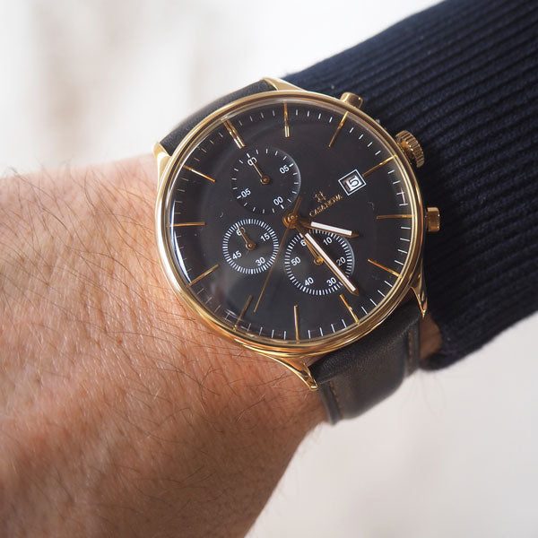 Reloj Elegante Gold Marrón con Dial Negro