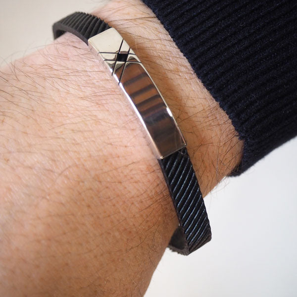 Pulsera Plata Líneas Cruz y Cuero Diagonales Italiano Negro